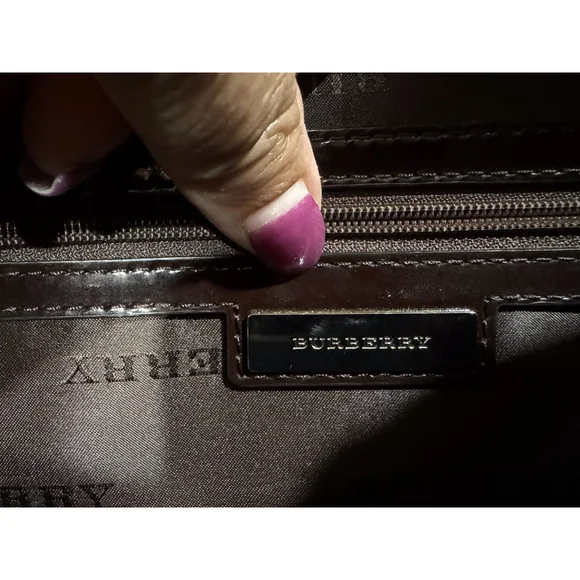 Burberry Nova Check Patent Leather Top Handle Bag - Picture 11 of 16